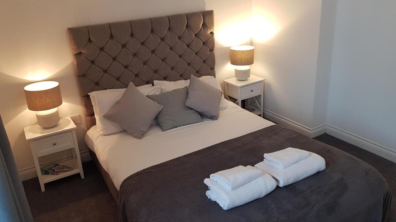 The Devon And Cornwall Inn Millbrook Bagian luar foto